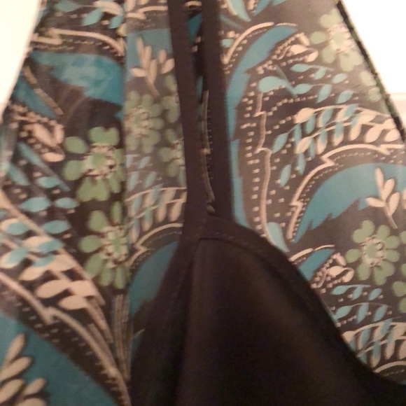 Loft lined sleeveless blouse for fall! - Picture 2 of 4